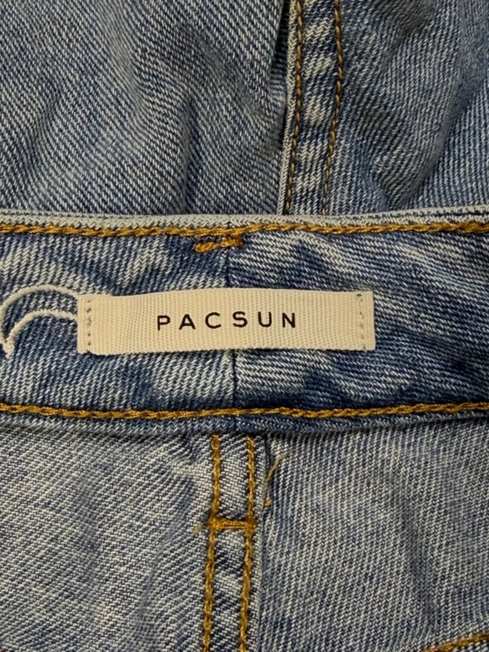 PacSun Light Blue Denim Embroidered Over The Moon High Waist Mom Jeans Size 25 - Picture 8 of 10